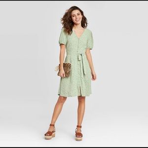 Target Floral print green tie front dress LIKE NEW